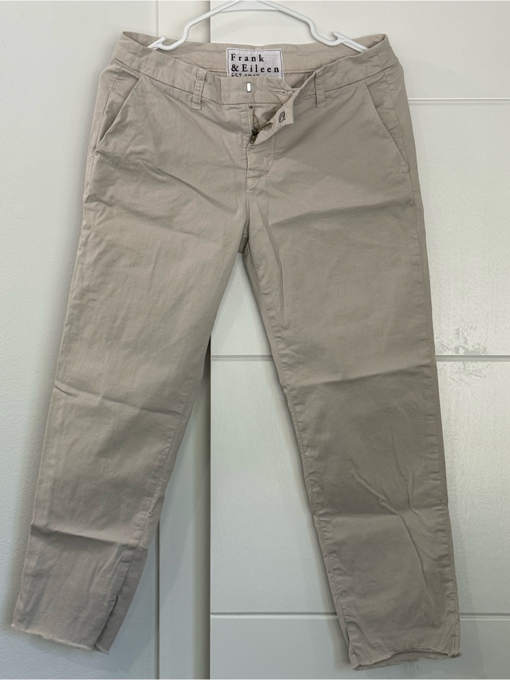 Frank & Eileen Skinny Chinos in Light Taupe